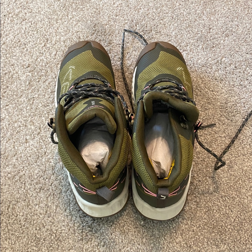 KEEN WOMEN'S NXIS EVO WATERPROOF HIKING BOOTS - Picture 3 of 5